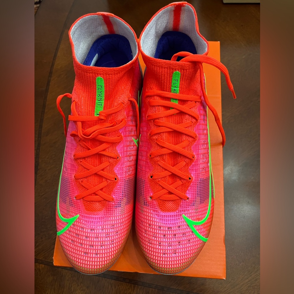 Nike Mercurial Flyknit Cleats - Worn ONCE